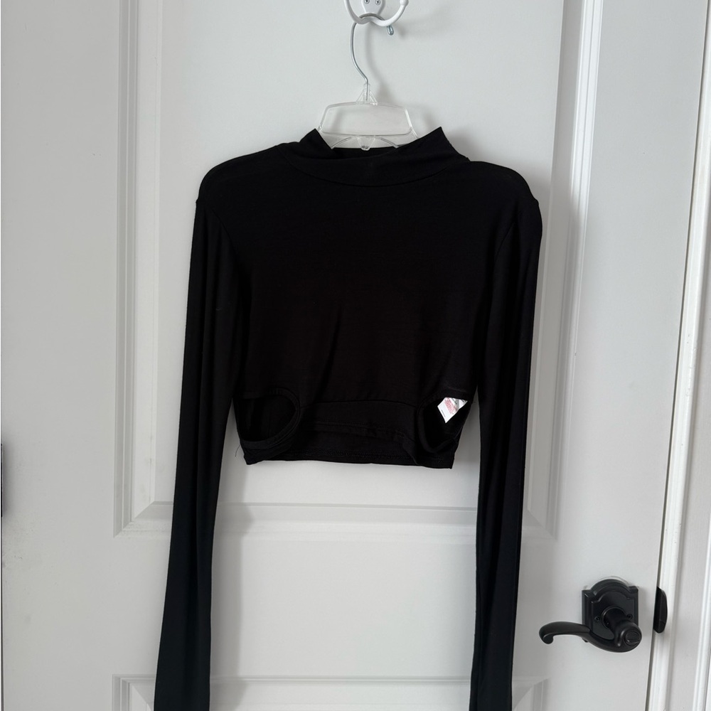 Pretty Little Thing Cut-Out Long Sleeve Crop Mock Neck